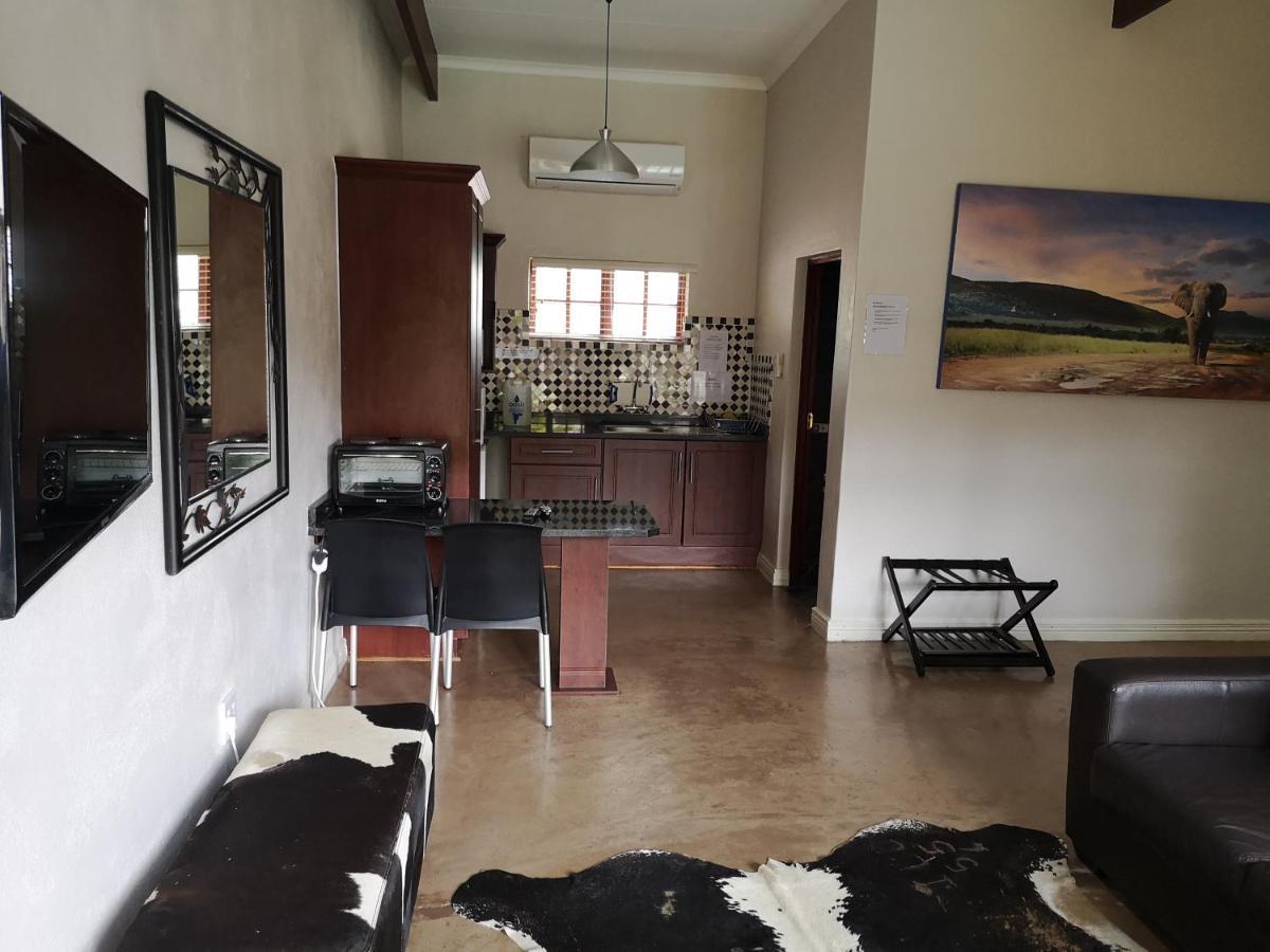 Lifestyle Corner Guesthouse Musina Extérieur photo