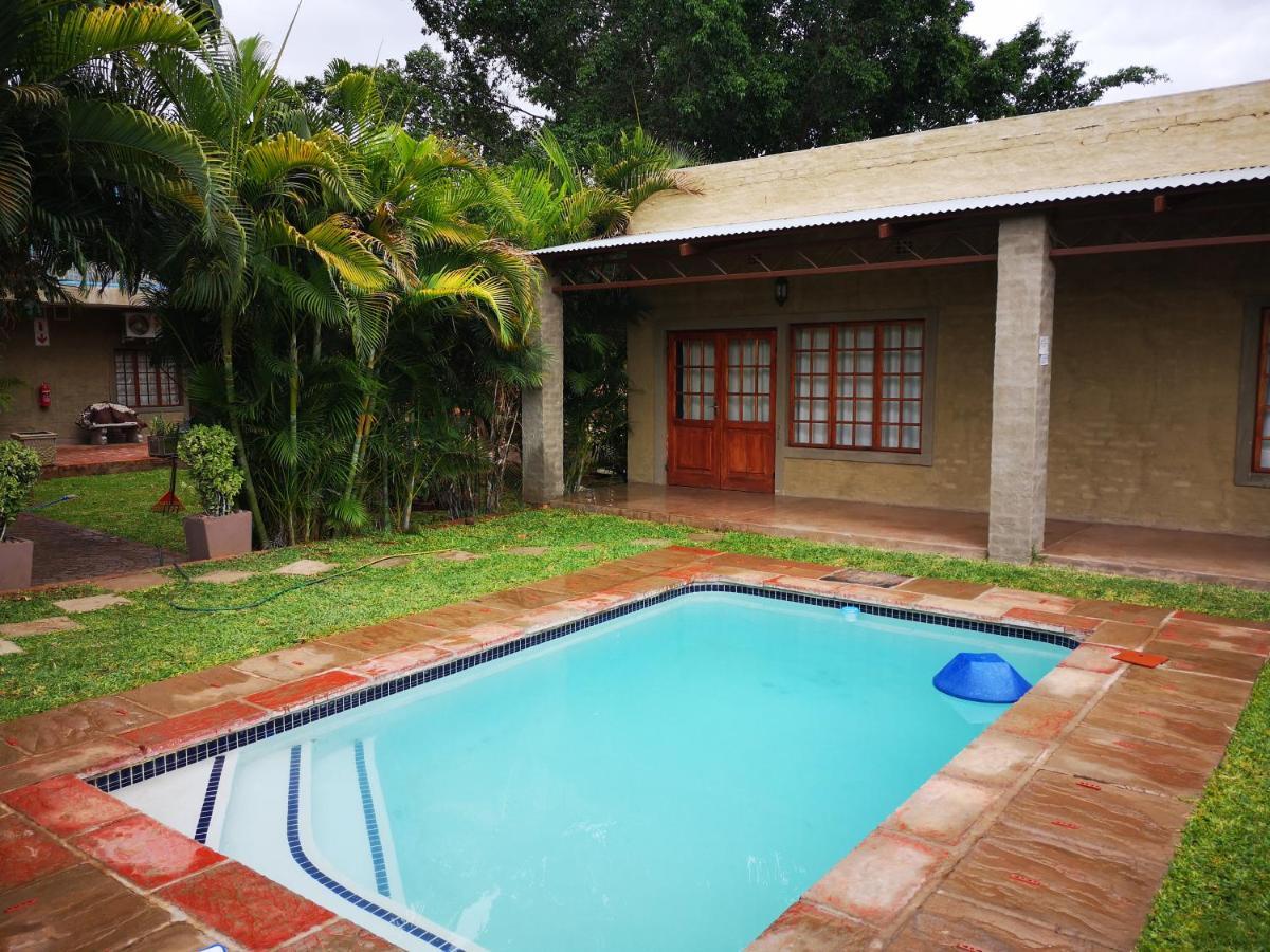 Lifestyle Corner Guesthouse Musina Extérieur photo