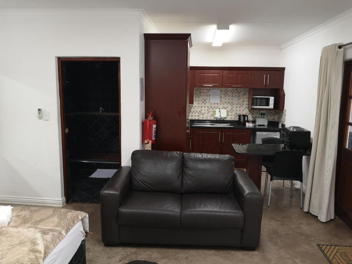 Lifestyle Corner Guesthouse Musina Extérieur photo